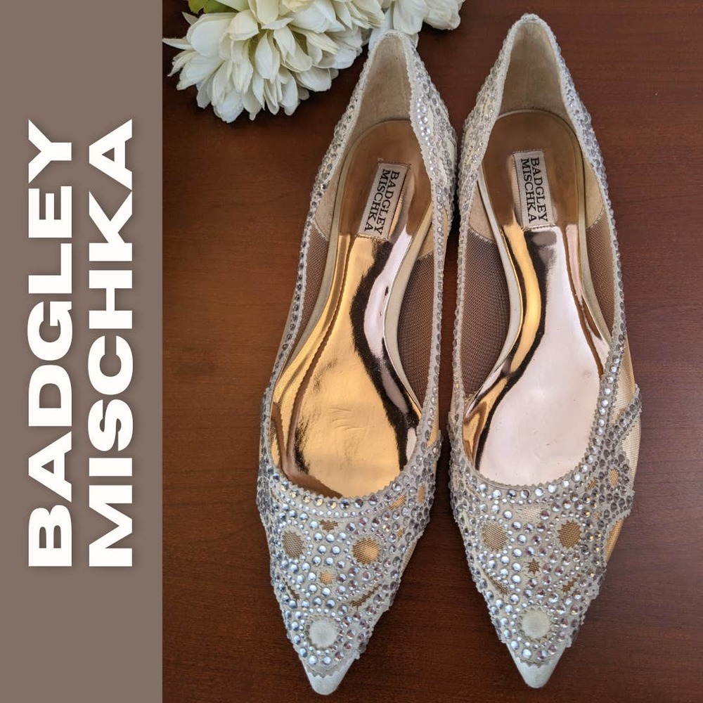 Badgley Mischka GORGEOUS Gigi Crystal Pointed Toe Ivory Flats-10